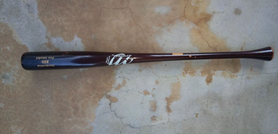 Marucci 木製バット プロモデル RH6 84㎝ ダークレッド