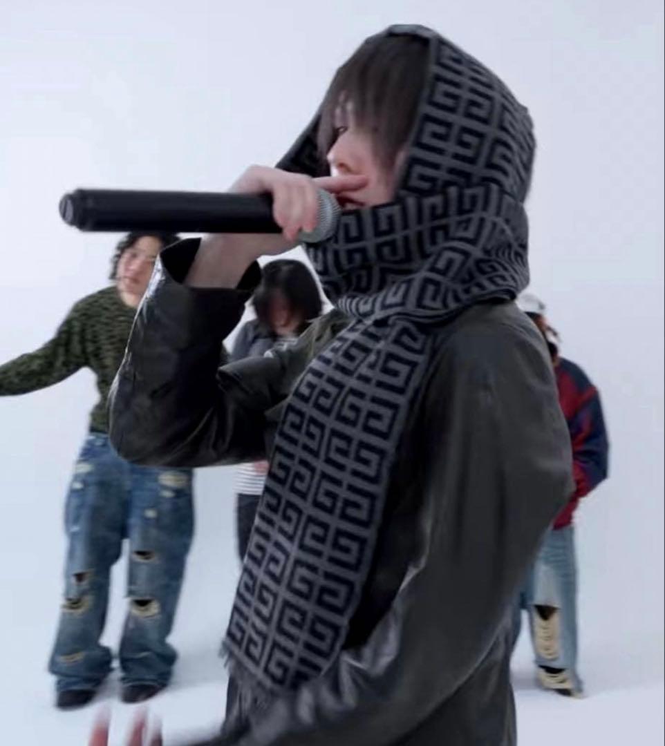 未使用級 GIVENCHY ストール マフラー 黒 グレー 4G モノグラム