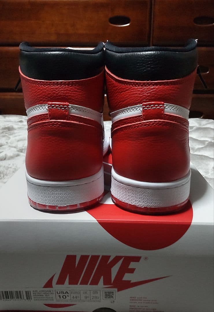 【美品】 NIKE エアジョーダン1 ハイ OG ヘリテージ