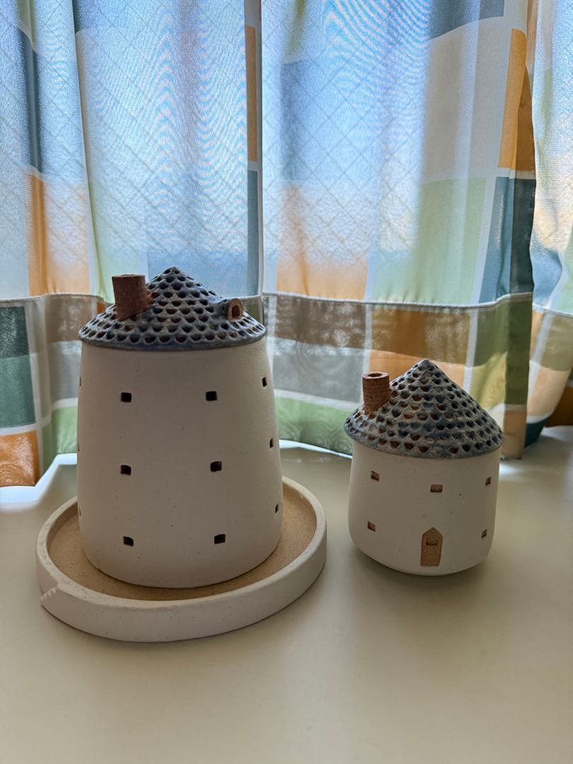 お家の形のアロマポット