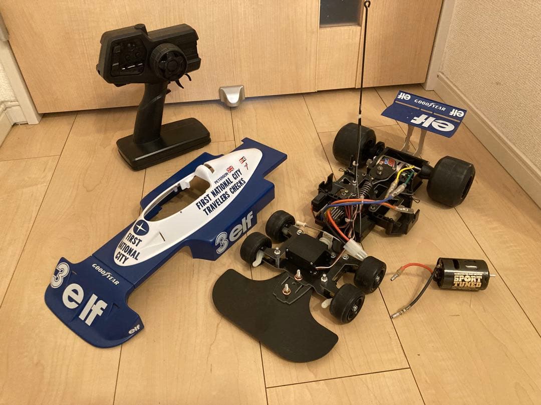 Tamiya Tyrrell P34 RCカー 6輪　1/10 フルセット