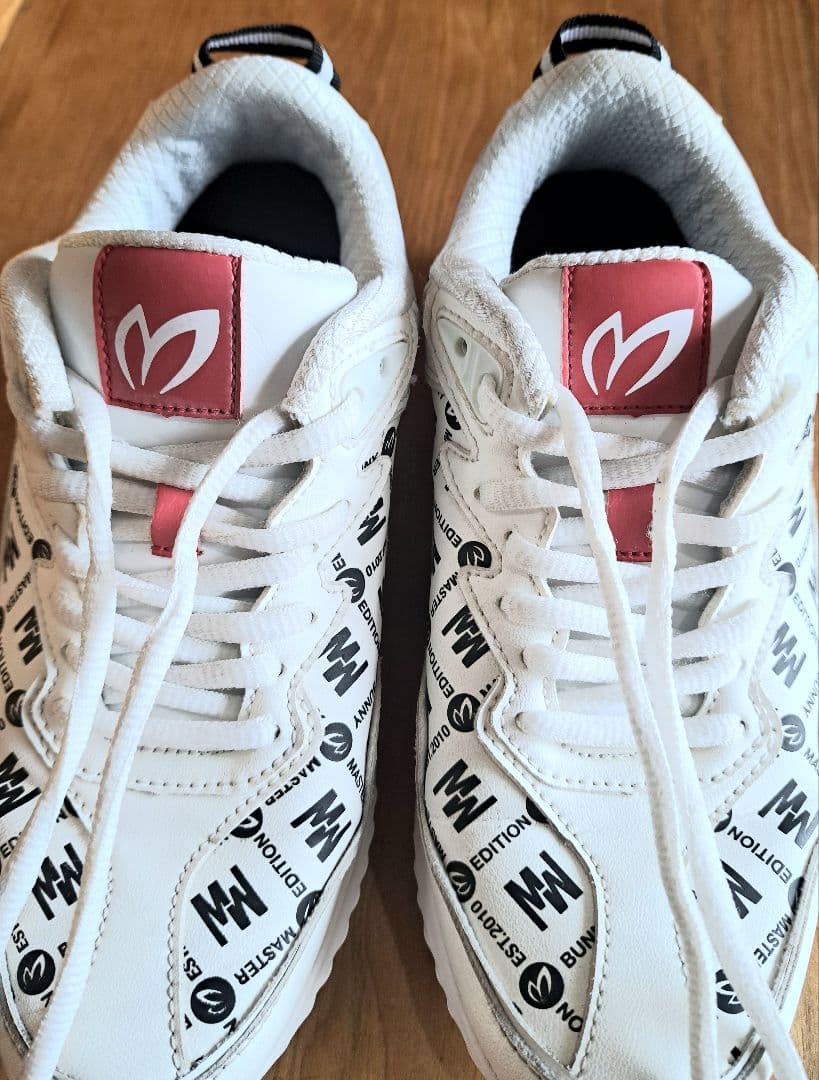 まな　他の方は購入お控え下さい　マスターバニーゴルフシューズ24.5センチ