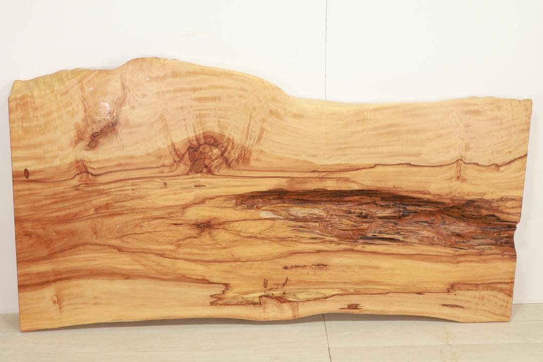 かさしん専用　店頭展示品　１枚板　無機材　ローテーブル　天厚7.2㎝ BJ140