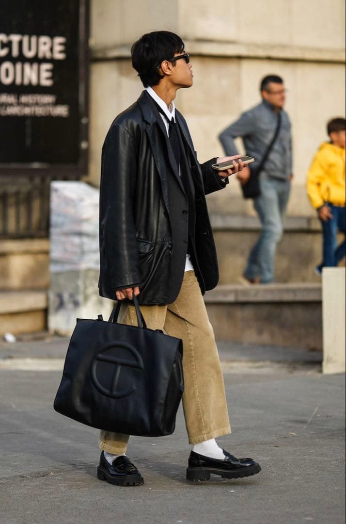 テルファー バッグ M Telfar 黒 takato着用