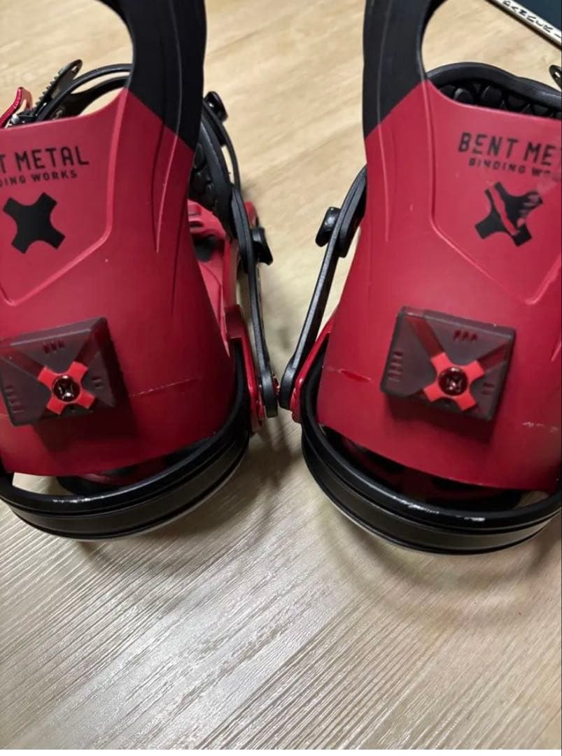 スノーボードビンディング　BENTL