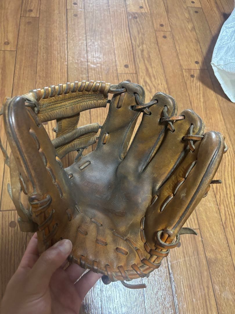 アシックス　ゴールドステージ　硬式　内野手用 軟式でも可