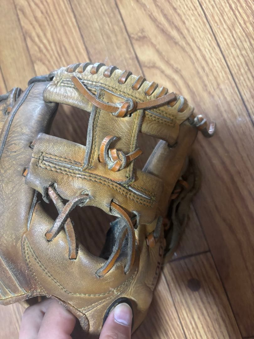 アシックス　ゴールドステージ　硬式　内野手用 軟式でも可