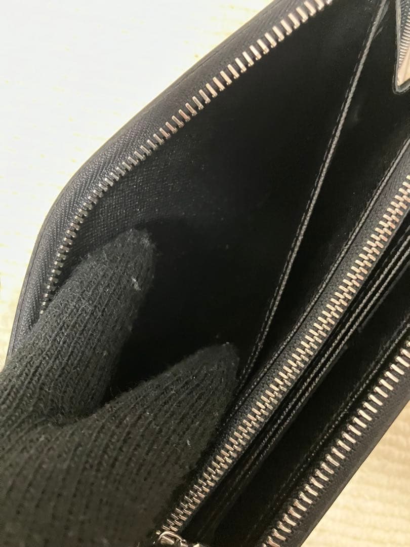 LOUIS VUITTON エピ長財布