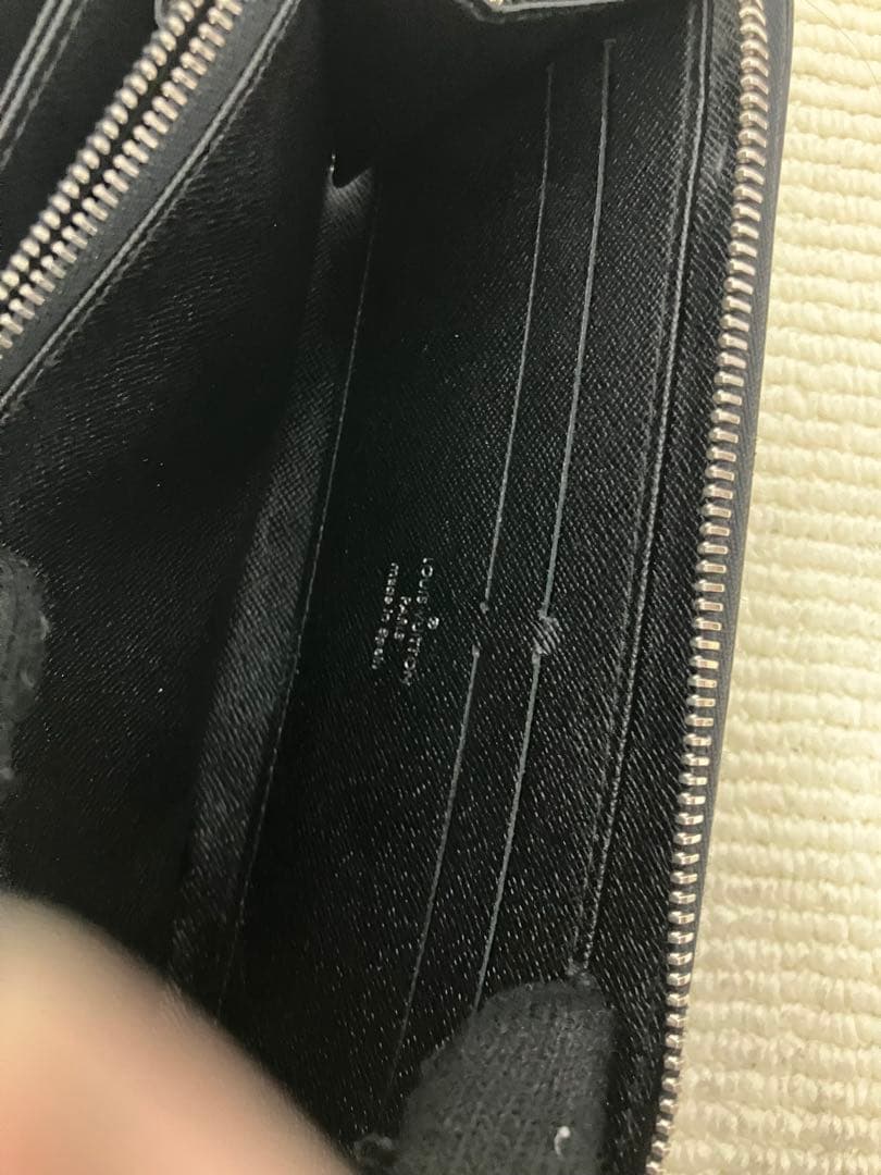 LOUIS VUITTON エピ長財布