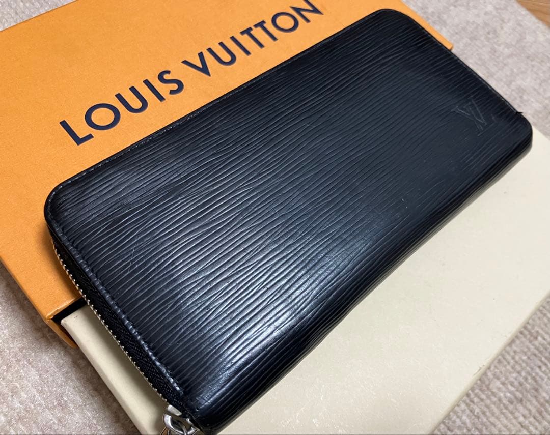 LOUIS VUITTON エピ長財布