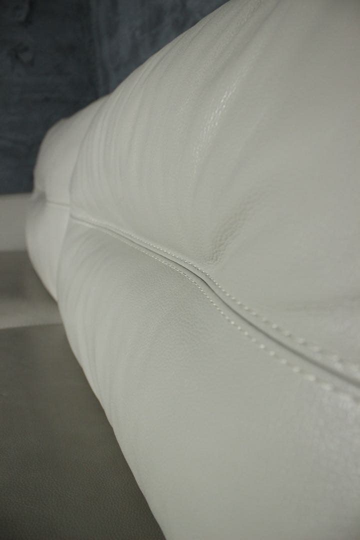 首都圏送無料〜IDC OTSUKA L/S 30万本革3人掛けソファ　オットマン