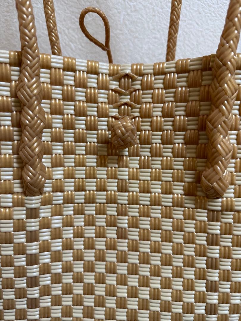 MEKEARISA メケアリ Gummy Bag グミバッグ Mサイズ