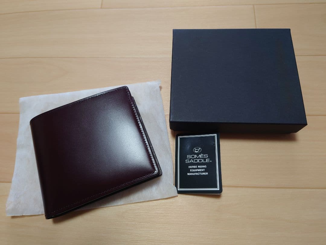 【未使用品】ソメスサドル コードバン　二つ折り財布　メンズ