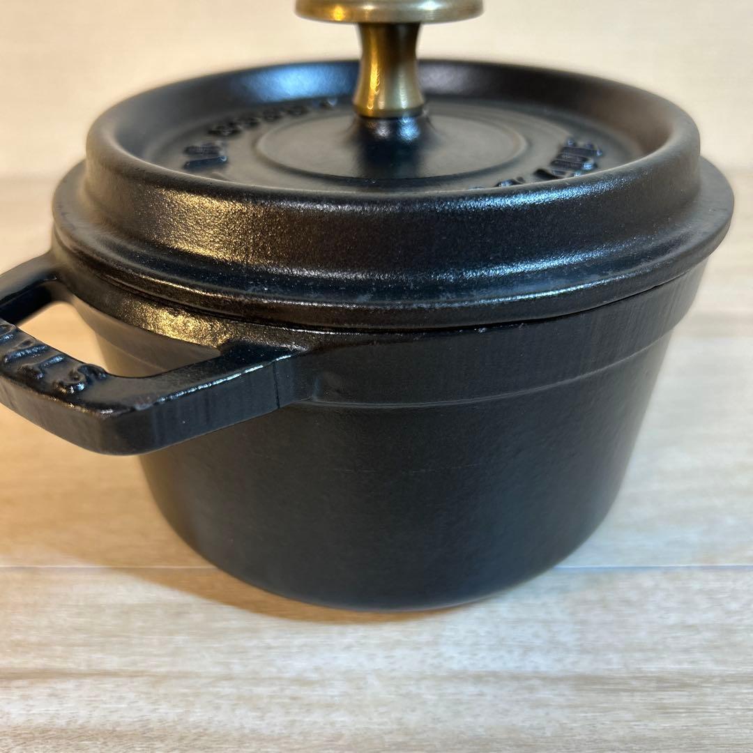 staub ストウブ　ココットラウンド　12cm ブラック　両手鍋　鍋
