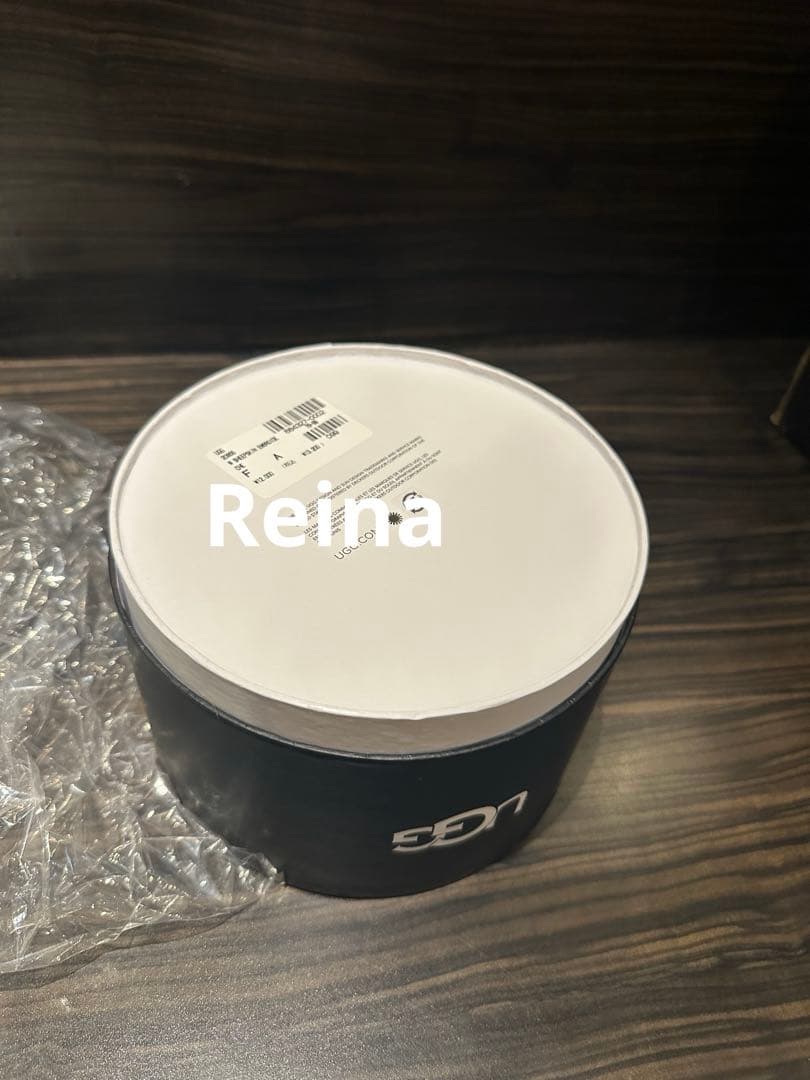 UGG イヤーマフSheepskin Embroidery Earmuff アグ