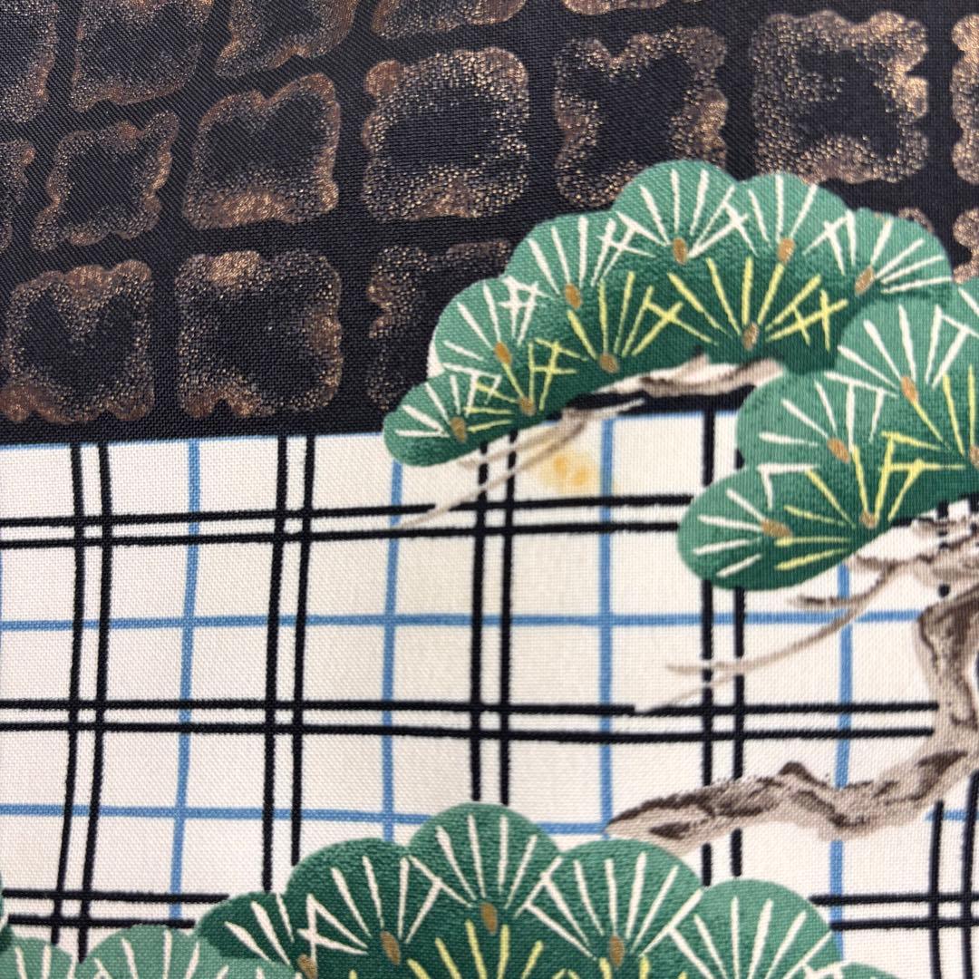 七五三★男児　羽織　着物　袴セット★5歳～ ★黒★古典★紋入　 u-338