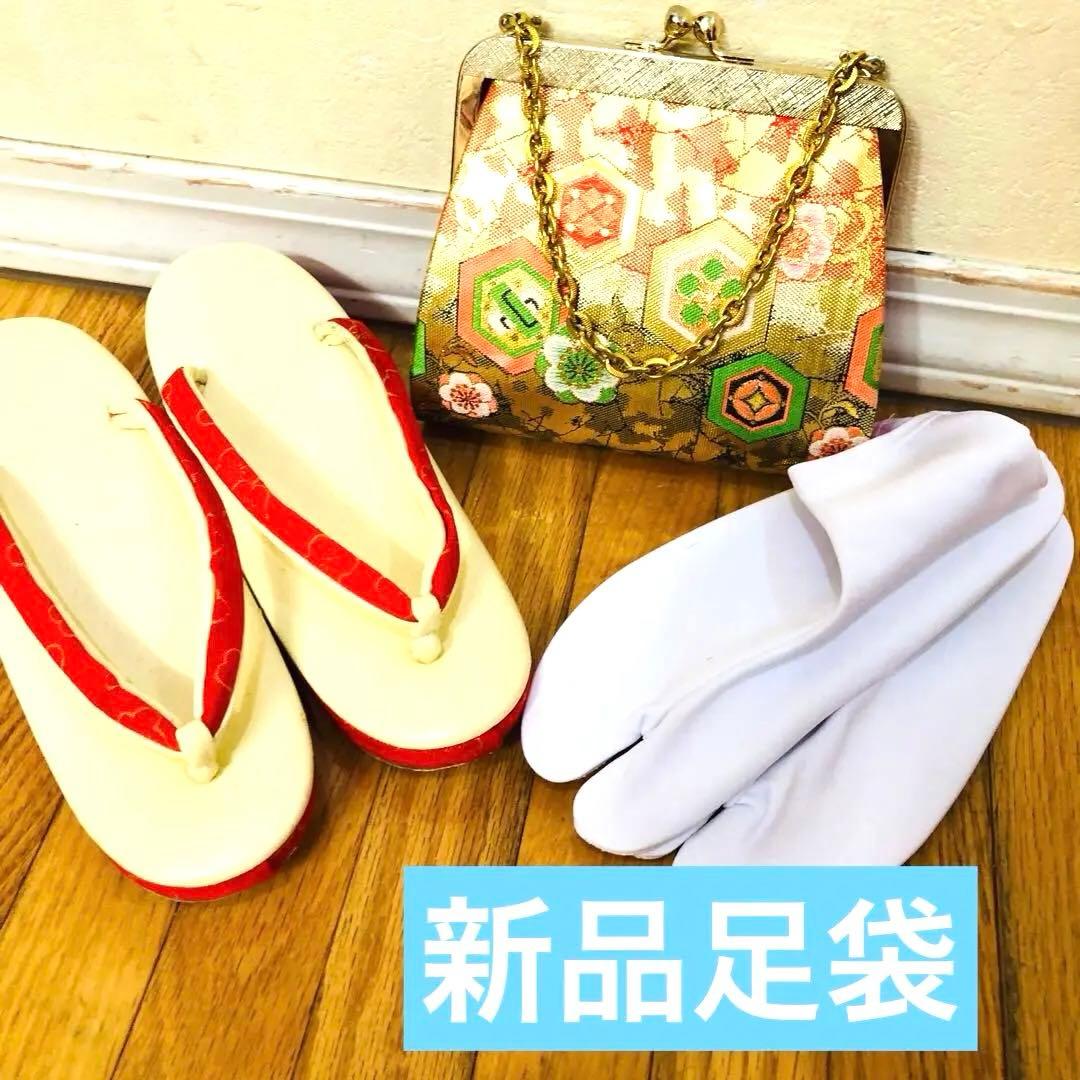 七五三 七歳‼️人気赤地に蝶々花々金彩金箔煌びやか‼️便利で人気❤️完全フルセット‼️赤