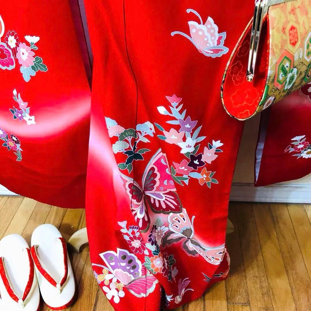 七五三 七歳‼️人気赤地に蝶々花々金彩金箔煌びやか‼️便利で人気❤️完全フルセット‼️赤