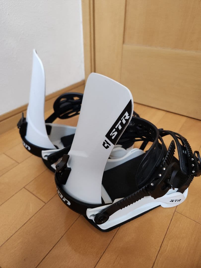 UNION STR ビンディング ホワイト/ブラック　23-24 L