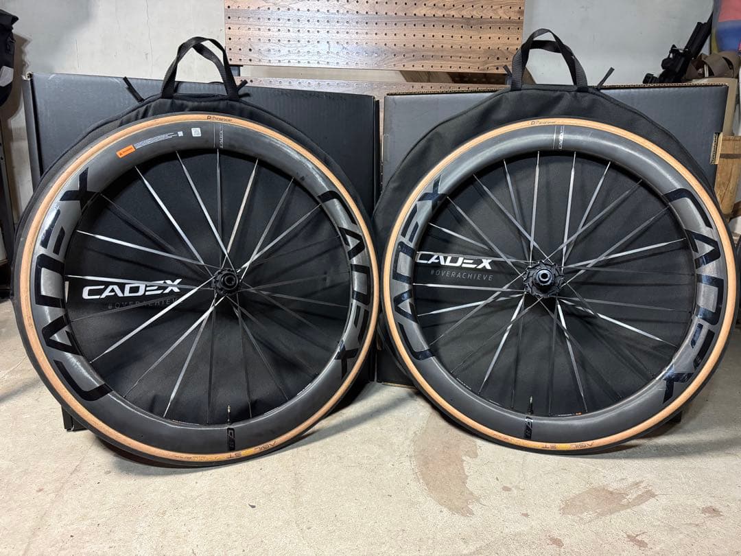 CADEX 50ULTRAチューブレホイールセット