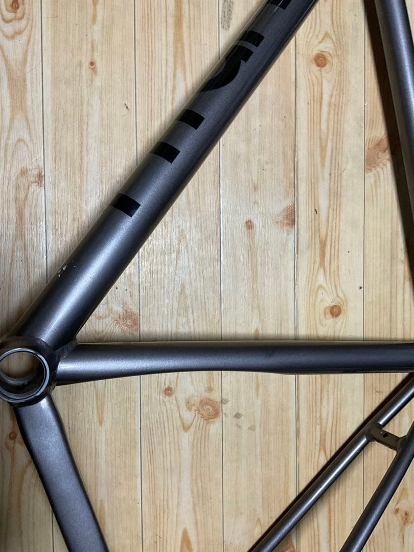 訳あり　TYRANT BIKES KAGERO Frame Set ピスト