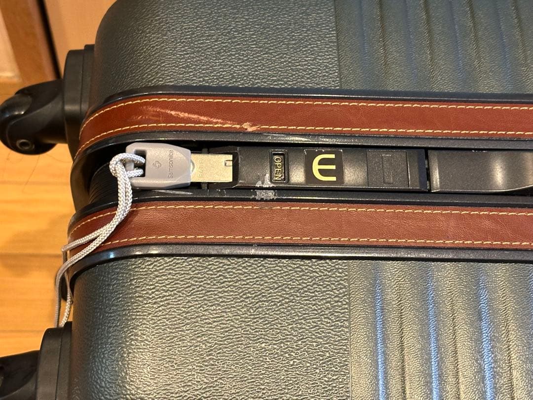 ★Samsoniteスーツケース型キャリーカート お洒落 美品