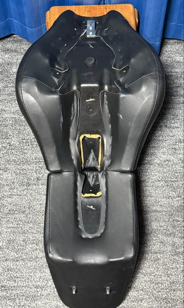 ハーレー FXSTC1580 ソフテイルカスタム キングアンドクイーンシート