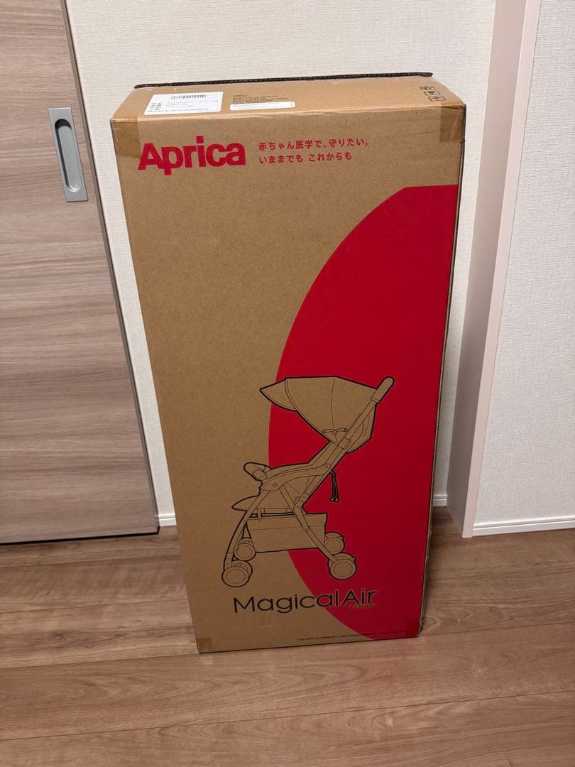 アップリカ　マジカルエアーフリー　ブラック