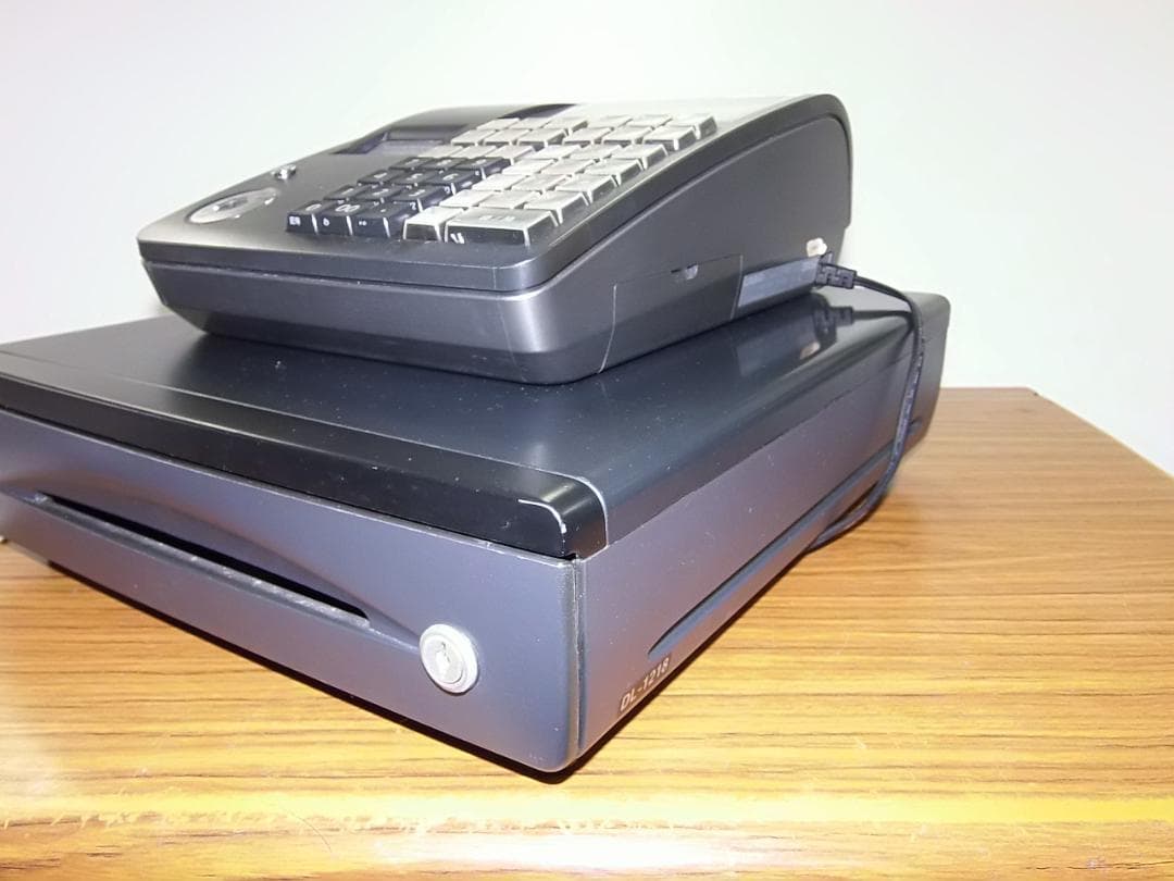 人気の黒1129店名設定無料カシオ１０部門TE-300 インボイスレジスター