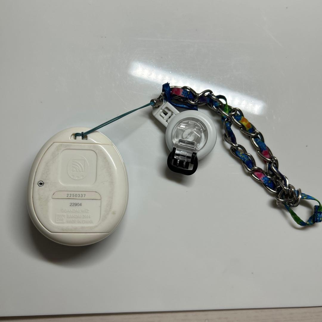 たまごっち4U BLUE チェーン付き