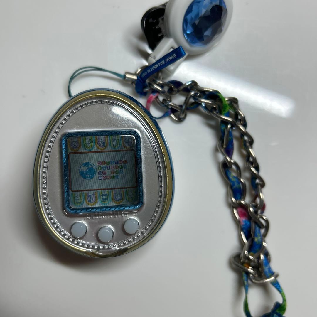 たまごっち4U BLUE チェーン付き