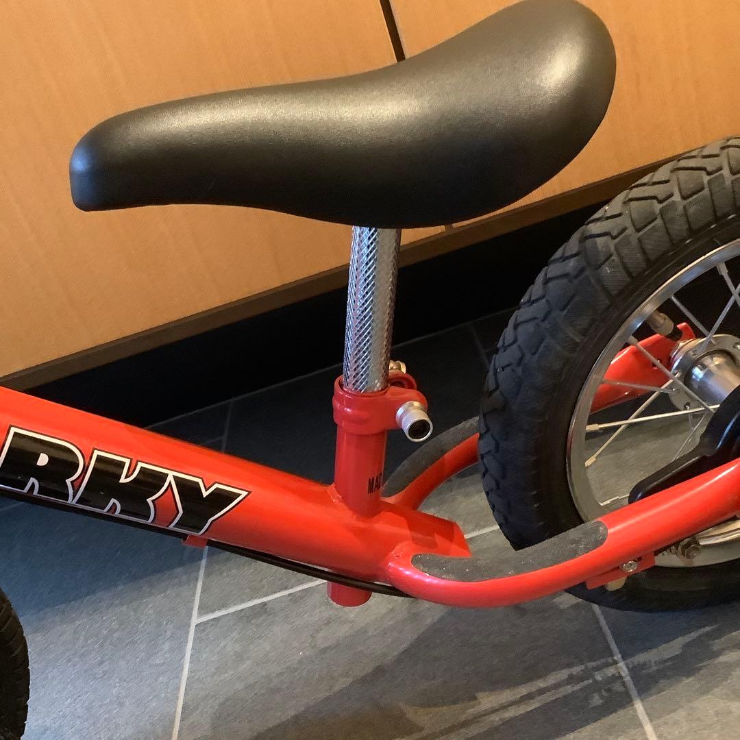 【美品】スパーキー　キックバイク　レッド　SPARKY ヘルメット　腕膝当て付き