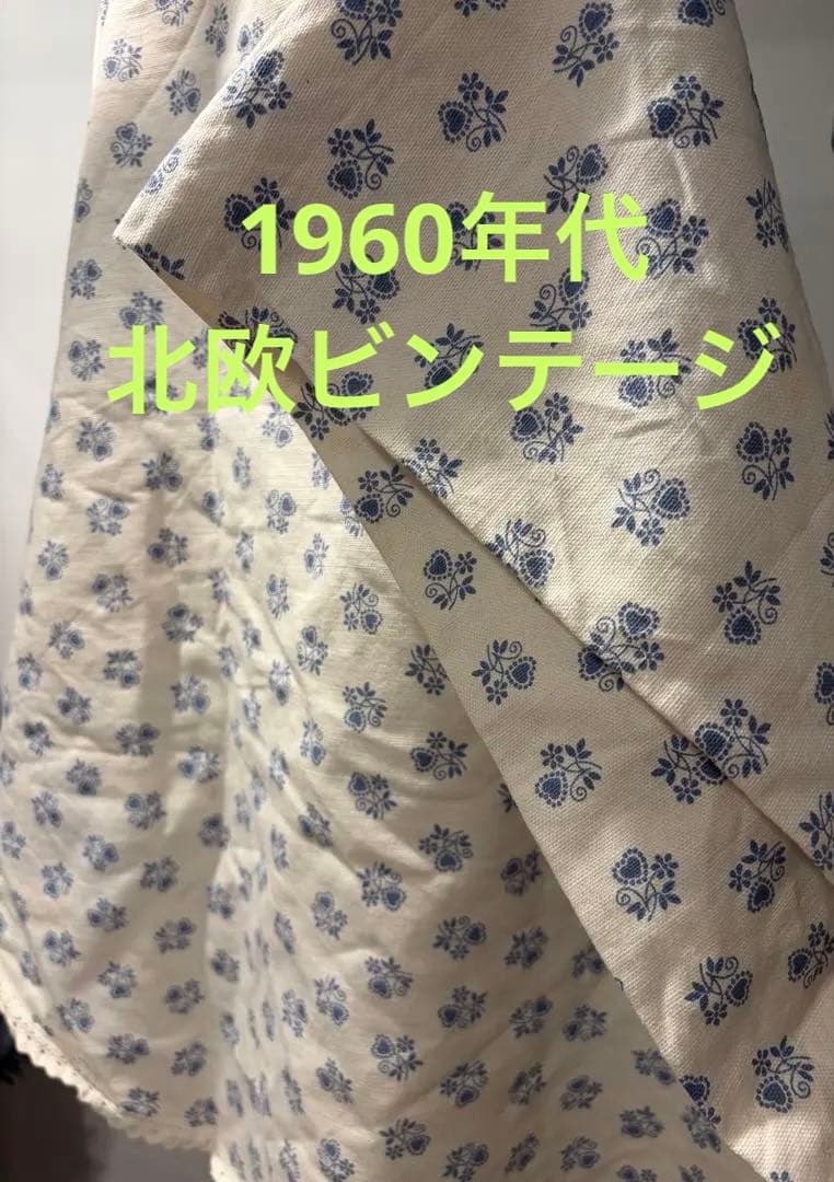 1960年代北欧購入ビンテージ　大きな円形テーブルクロストリム含む153.5cm