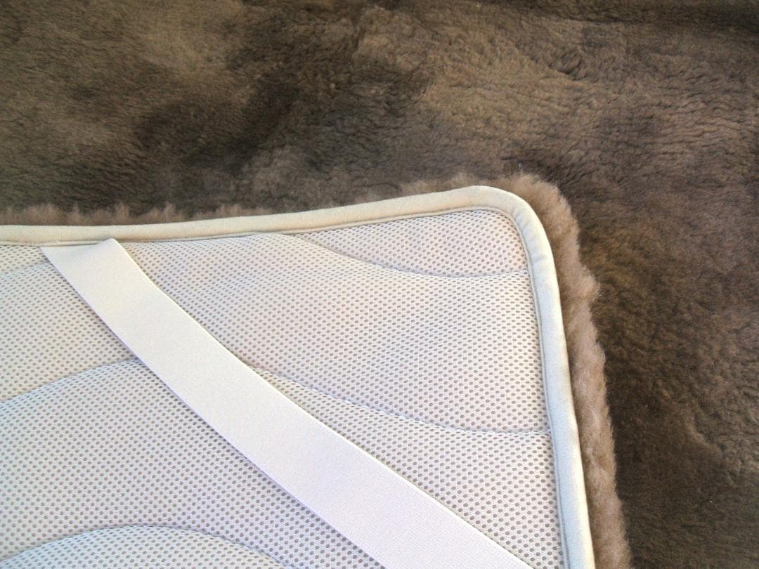 最後の１点新品＊じぶんまくら日本ムートン製＊毛足３５ミリ＊ムートンシーツ