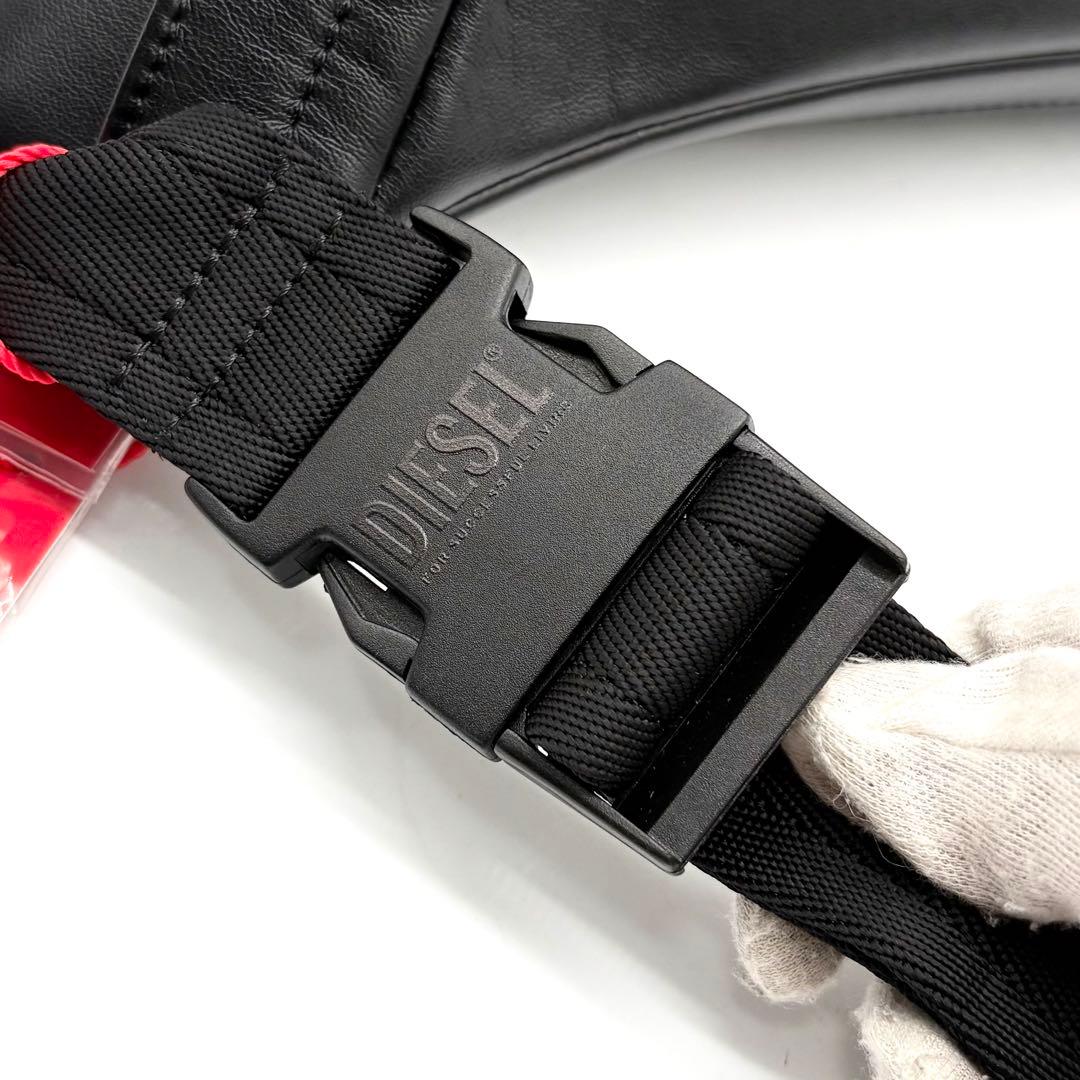 【新品タグ付き】ディーゼル ボディバッグ HOLI-D ブラック オーバルDロゴ