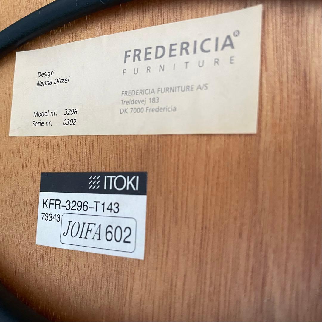 デンマーク　フレデリシア　椅子　ナナディツエル　　赤　ウェグナー 北欧