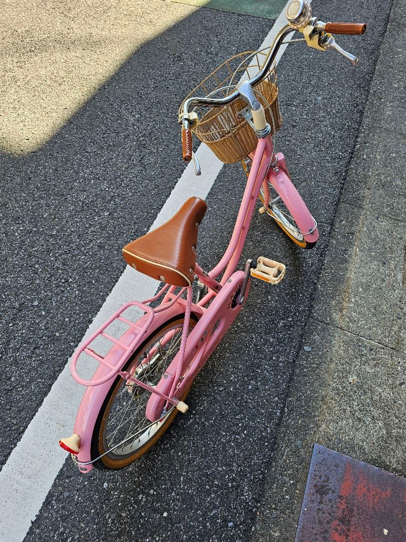 ブリヂストン　HACCHI　18インチ　ピンク