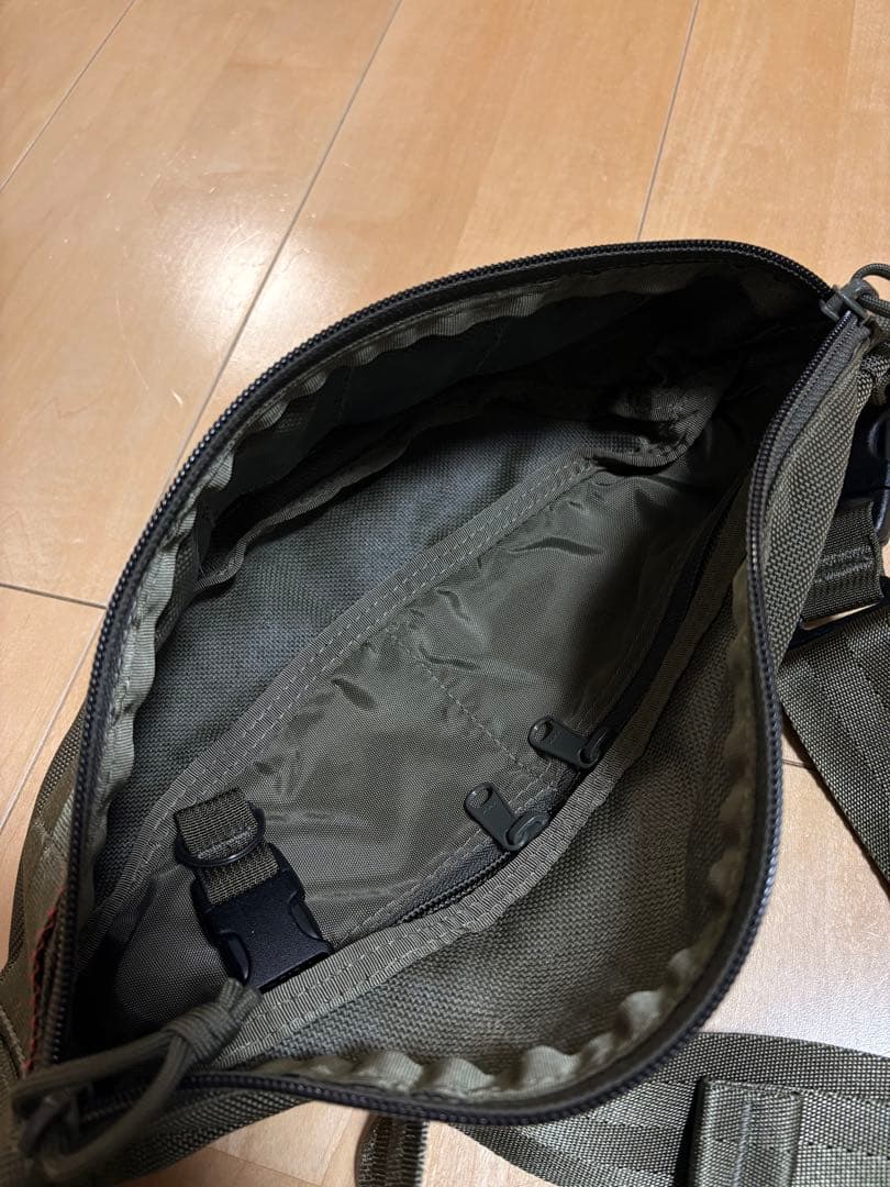 美品⭐︎BRIEFING/TRIPOD トライポット/オリーブ/廃盤カラー