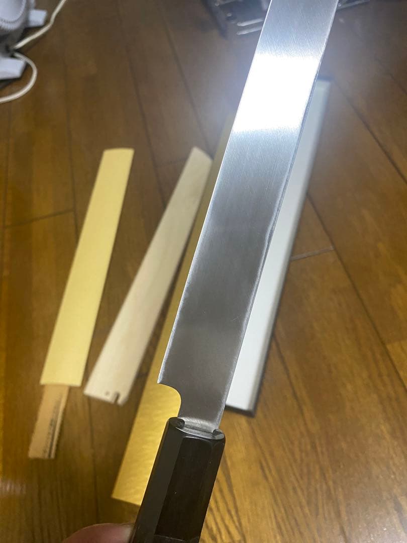 池田辰男 堺正行作 白二鋼 先丸　本焼包丁　刃渡り尺一　箱　鞘付き　波紋あり