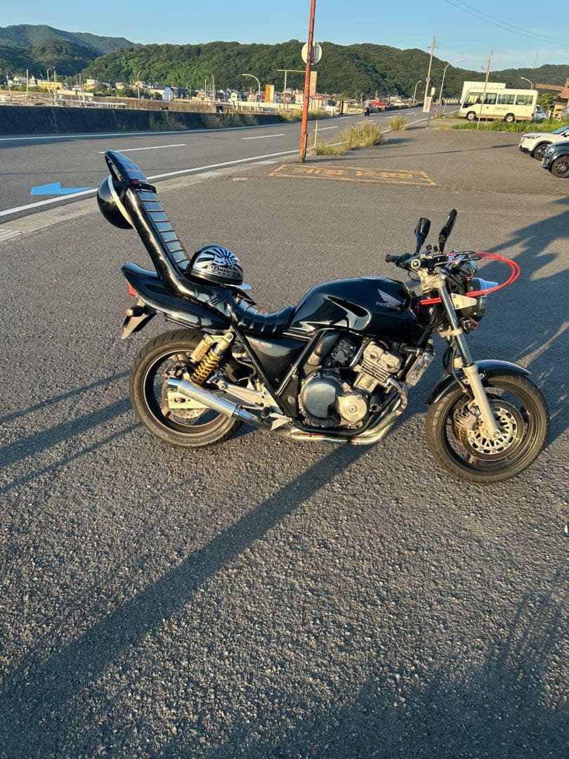 ホンダ バイクシート カスタム 黒 nc31用