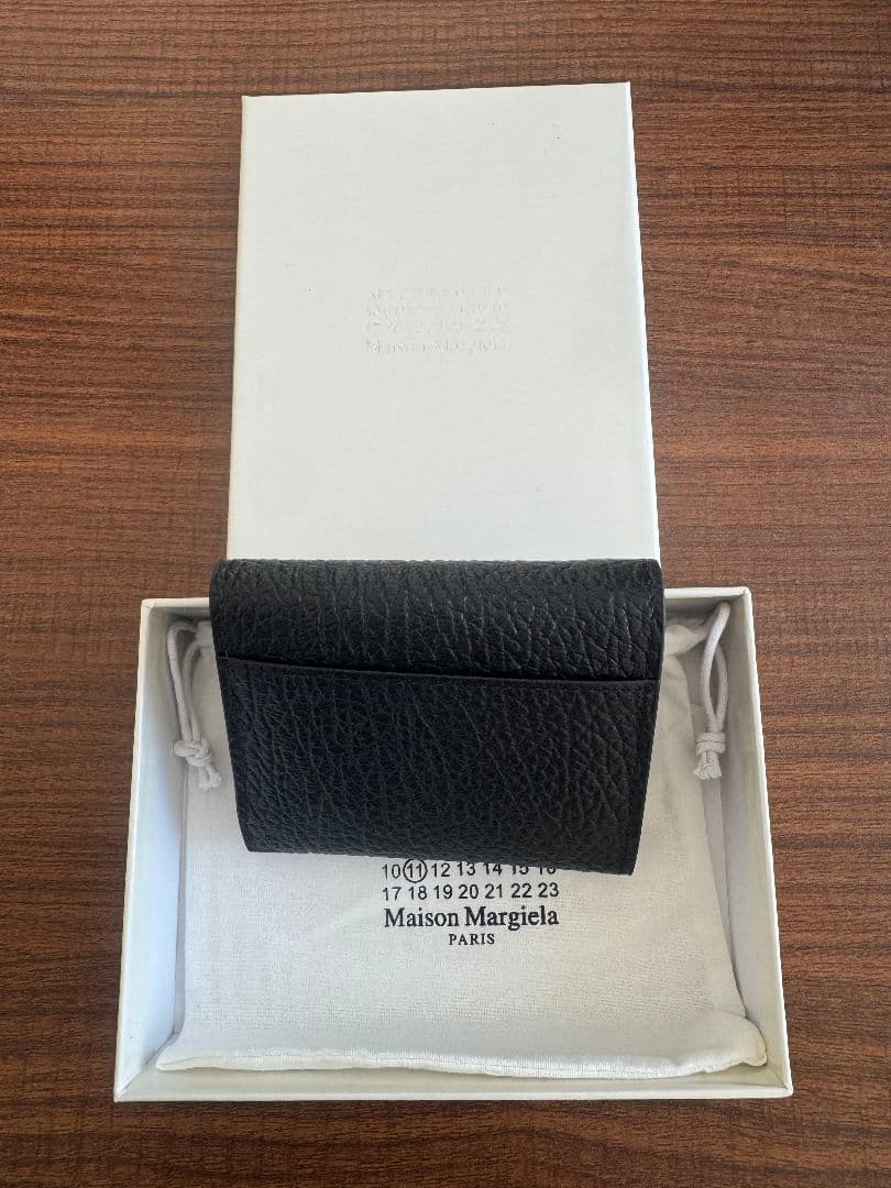Maison Margiela ブラック三つ折り財布