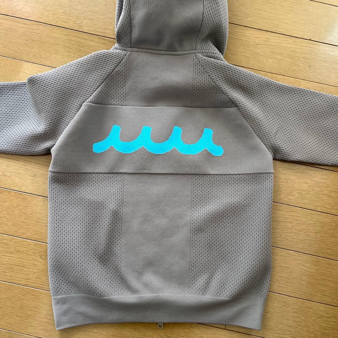 muta モールディングニット　ジップアップパーカー