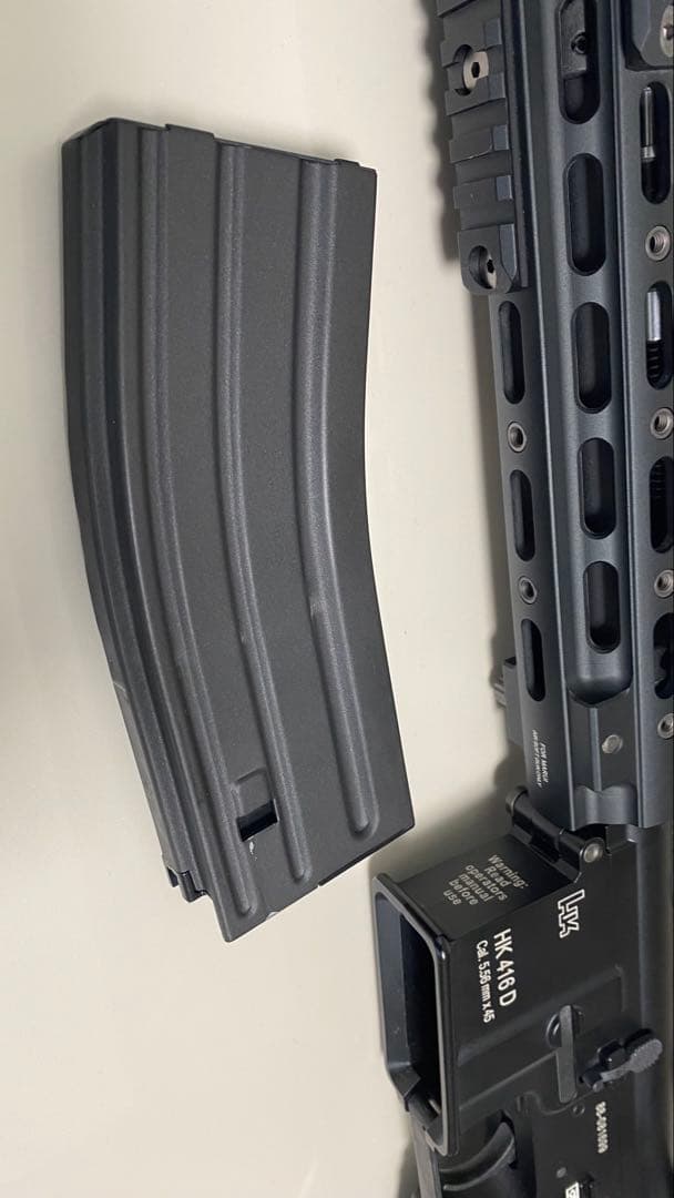 HK416D 次世代電動ガン　東京マルイ　バッテリー充電器付き