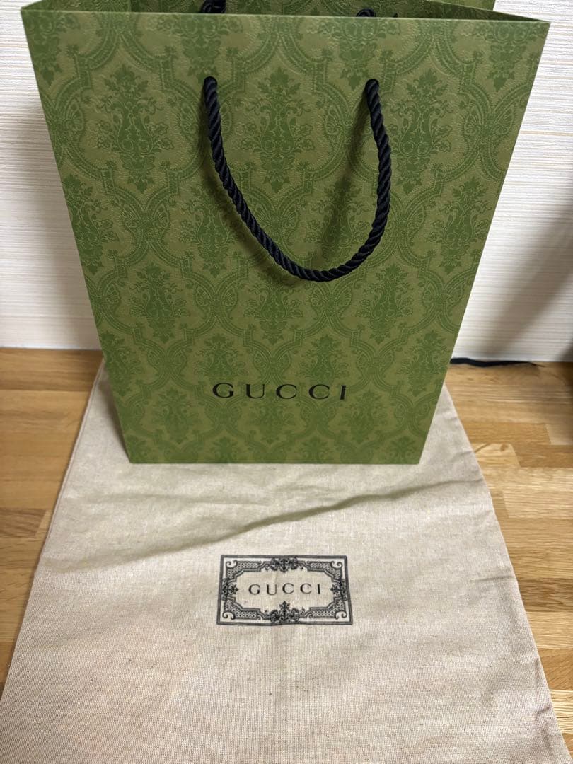 GUCCI GGスプリーム　ボディバッグ　美品
