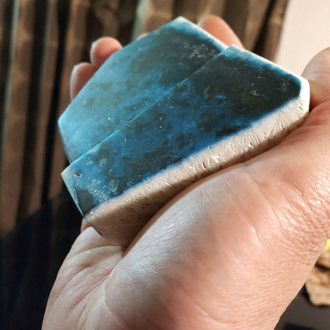 激レア石ブルーアイス グレイシアライト 2つ割り 表面磨き 385