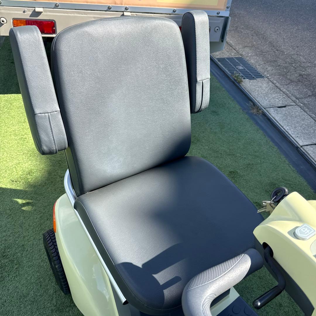 【綺麗なボディー】セニアカー　電動カート　ET4D9 管理番号9