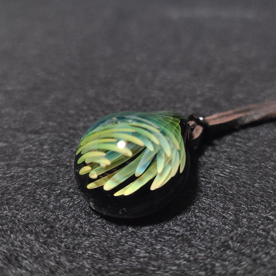 【玉響glass】オパール入り翠風ペンダント ポリシリケイトガラス 一品物