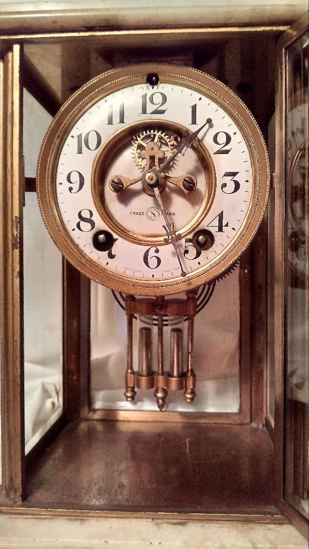 アンティーク ネジ巻式　振り子 置き時計