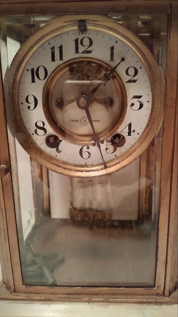 アンティーク ネジ巻式　振り子 置き時計