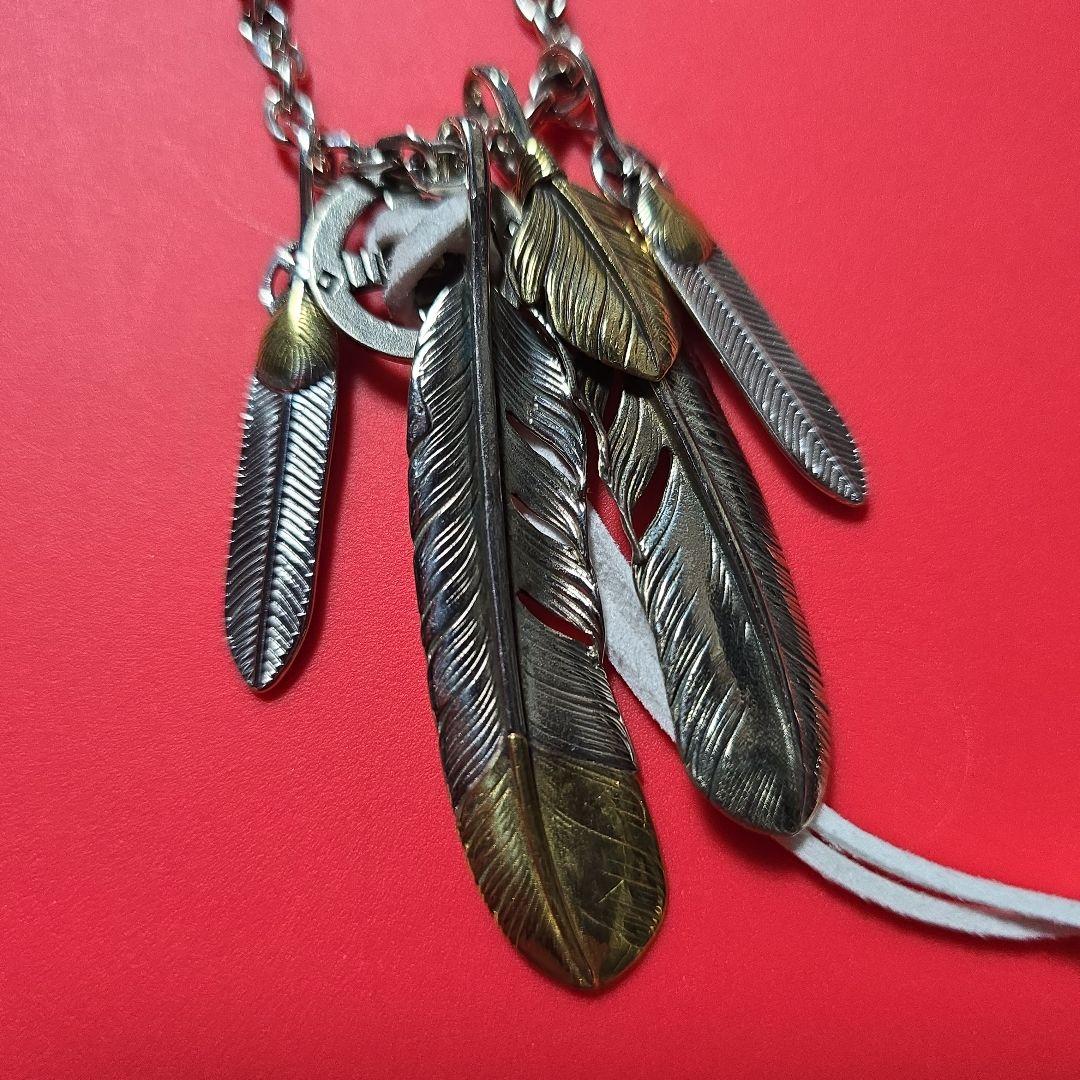 【試着のみ美品】４連フェザーネックレス　キムタク